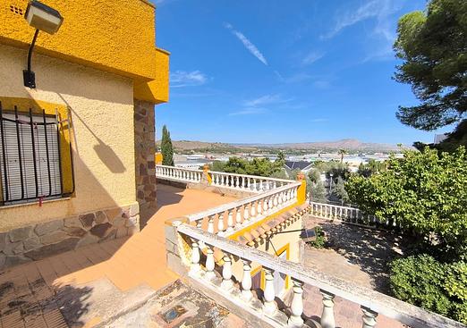 Villa in Yecla