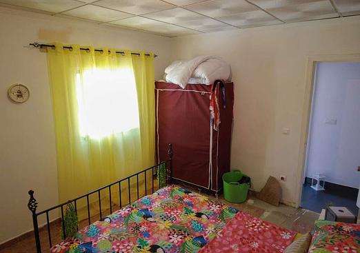 Country house in Ayora