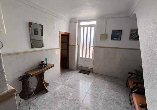 Town house in Yecla