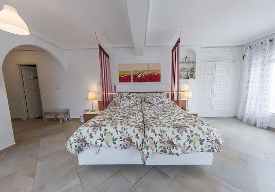 Villa in Torrevieja