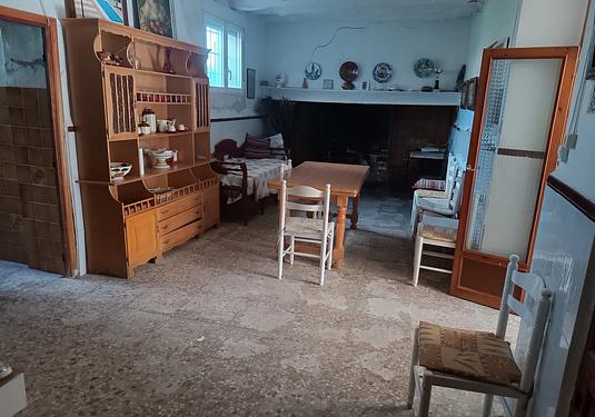 Country house in Yecla