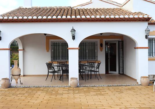 Villa in Orba