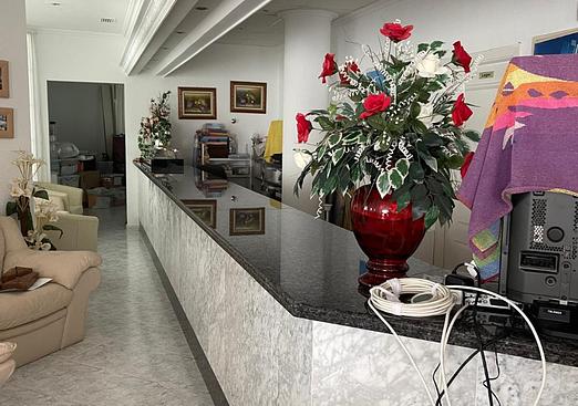 Commercial in Guardamar del Segura