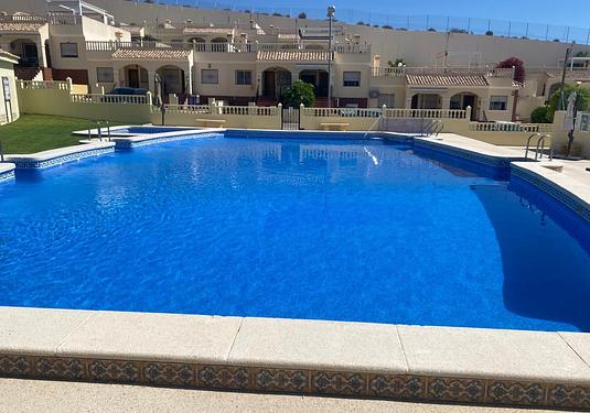 Apartment in Algorfa