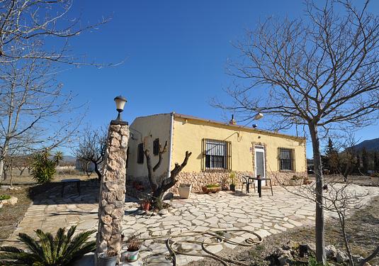 Country house in Salinas