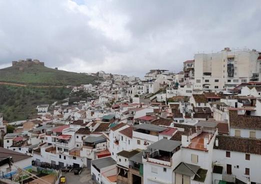 Town house in Alora