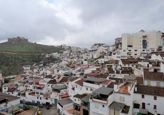 Town house in Alora