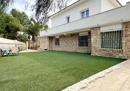 Villa in Orihuela Costa