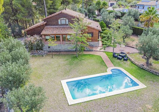 Commercial in Orba