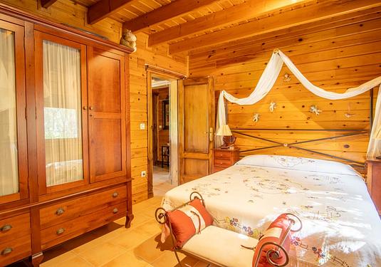 Commercial in Orba
