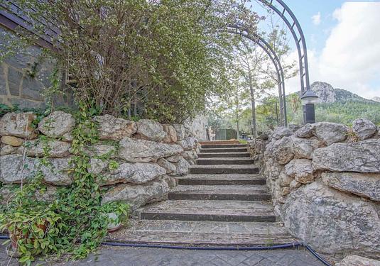 Commercial in Orba