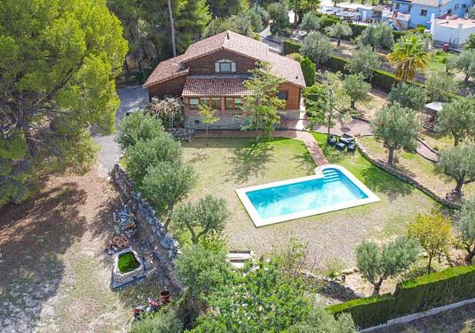 Commercial in Orba