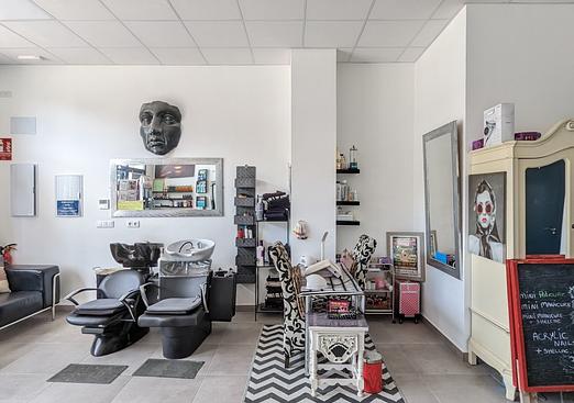 Commercial in Lo Crispin