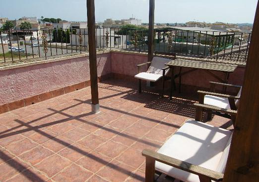 Town house in Daya Nueva