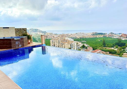 Villa in Almunecar