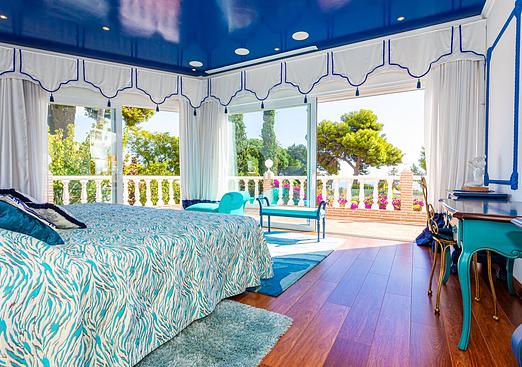 Villa in Benalmadena