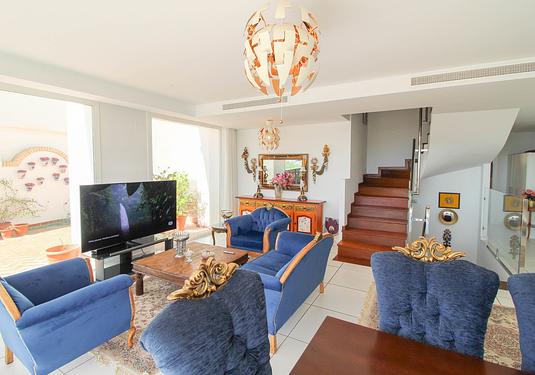 Villa in Benalmadena