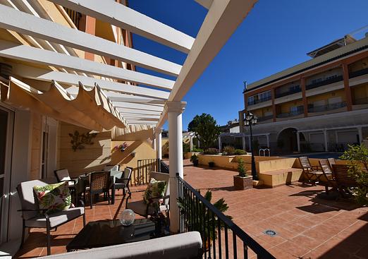 Apartment in Algorfa