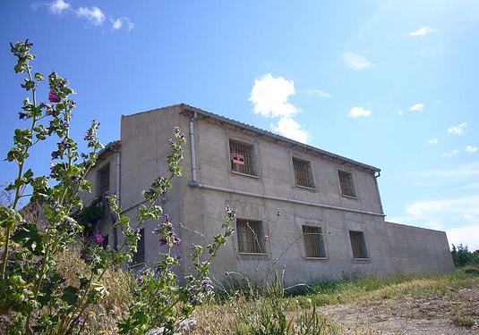 Country house in Salinas