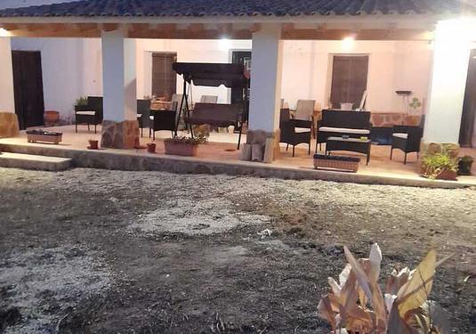 Country house in Torre Del Rico