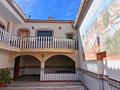 Town house in Algueña