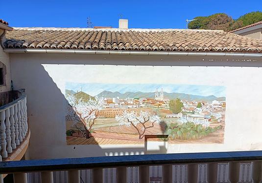 Town house in Algueña
