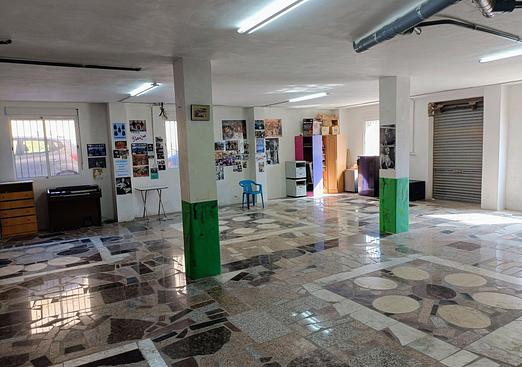 Town house in Algueña