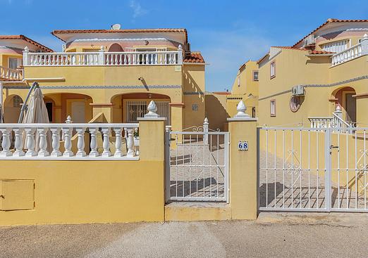 Semi detached penthouse in Orihuela Costa