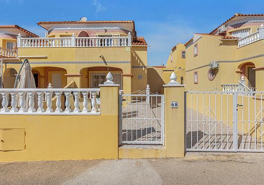 Semi detached penthouse in Orihuela Costa