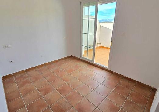 Town house in Alcaucín