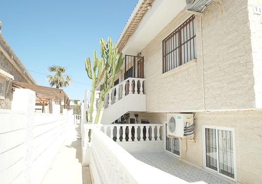 Bungalow in La Mata