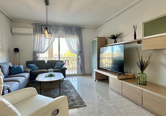 Apartment in Orihuela Costa
