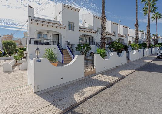 Villa in Orihuela Costa
