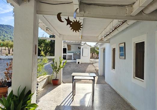 Country house in Yecla