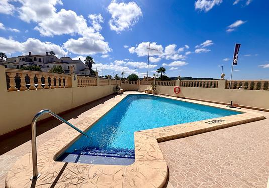 Apartment in San Miguel de Salinas