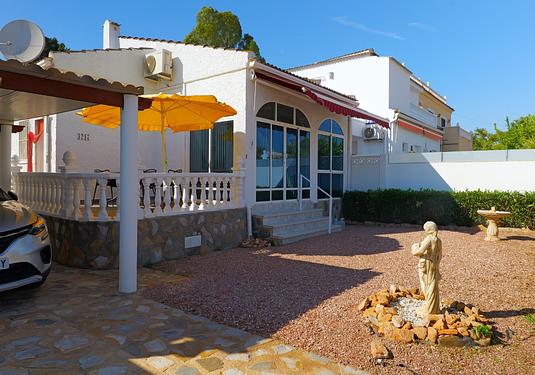 Villa in Torrevieja