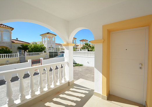 Villa in Algorfa