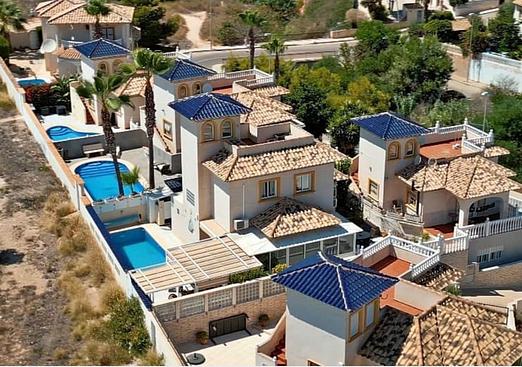 Villa in Playa Flamenca
