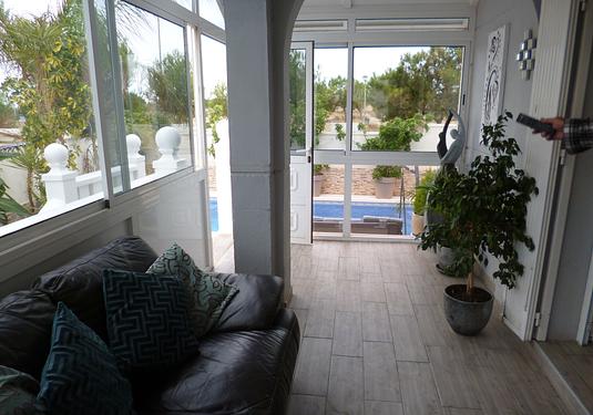 Villa in Playa Flamenca