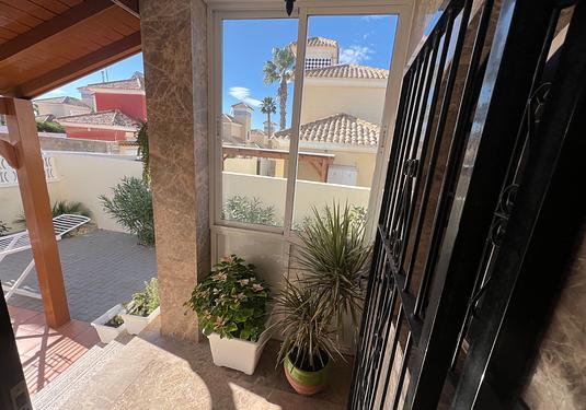 Villa in Algorfa