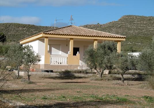 Country house in Yecla