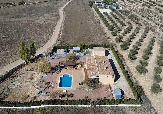 Villa in Sax