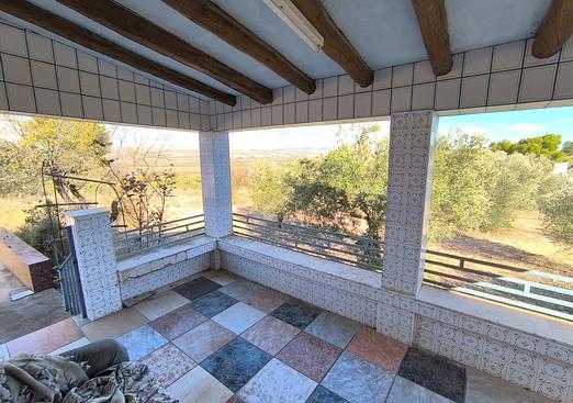 Country house in Yecla