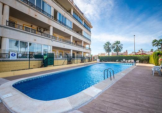 Apartment in Orihuela Costa