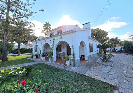 Villa in Orihuela Costa