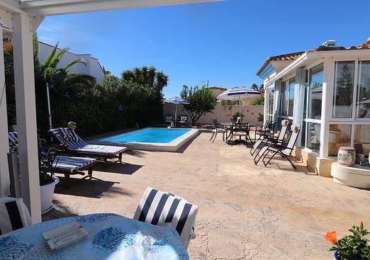 Villa in Hondón de las Nieves