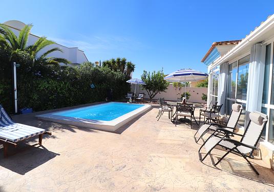 Villa in Hondón de las Nieves