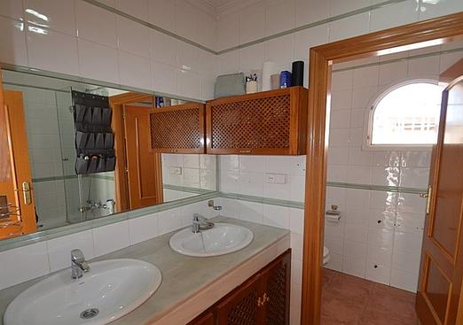 Villa in Santiago de la Ribera
