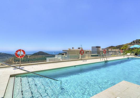 Apartment in Ojén