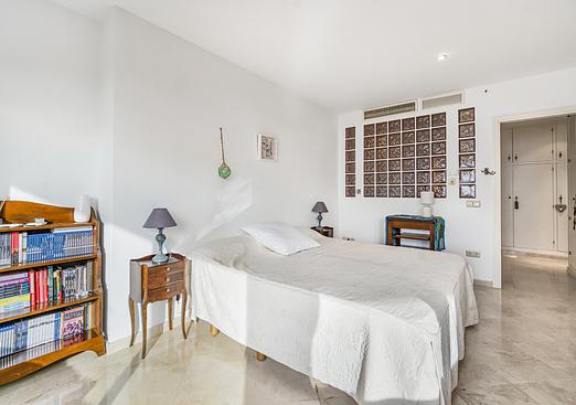 Apartment in Estepona
